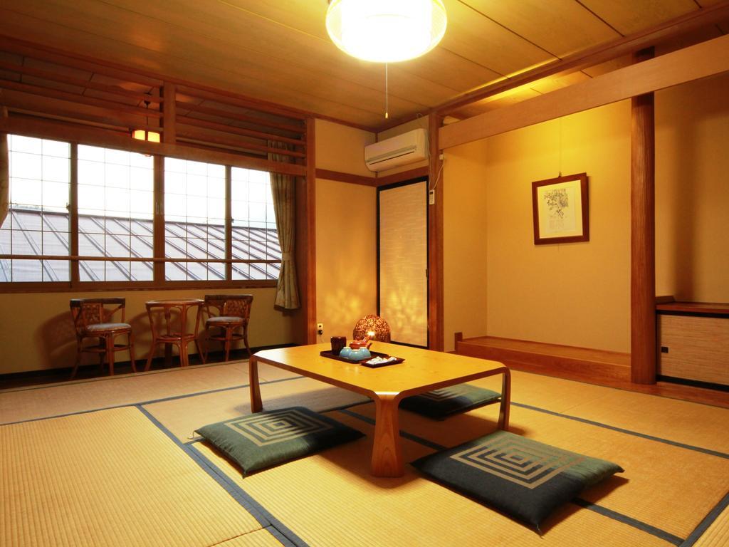 ホテルHonkan Gentaroya 野沢温泉村 部屋 写真