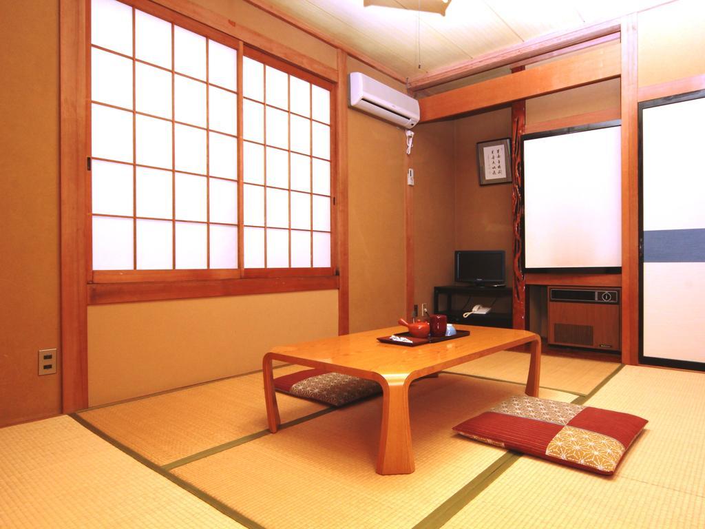 ホテルHonkan Gentaroya 野沢温泉村 部屋 写真