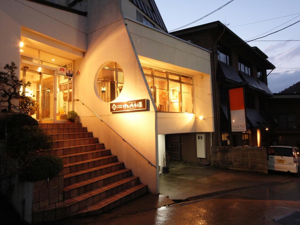 ホテルHonkan Gentaroya 野沢温泉村 エクステリア 写真